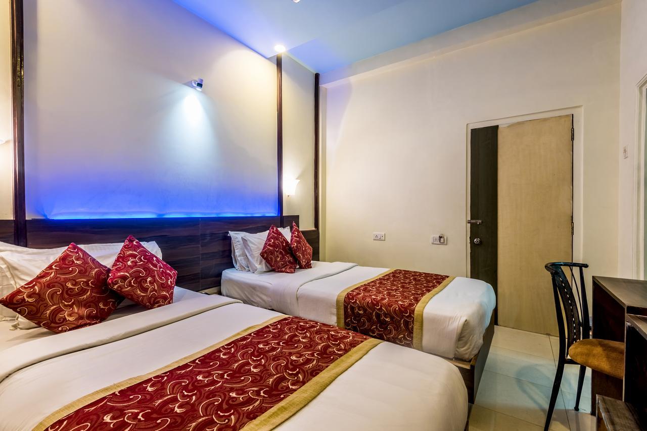 Hotel Panchratna Panvel Eksteriør bilde