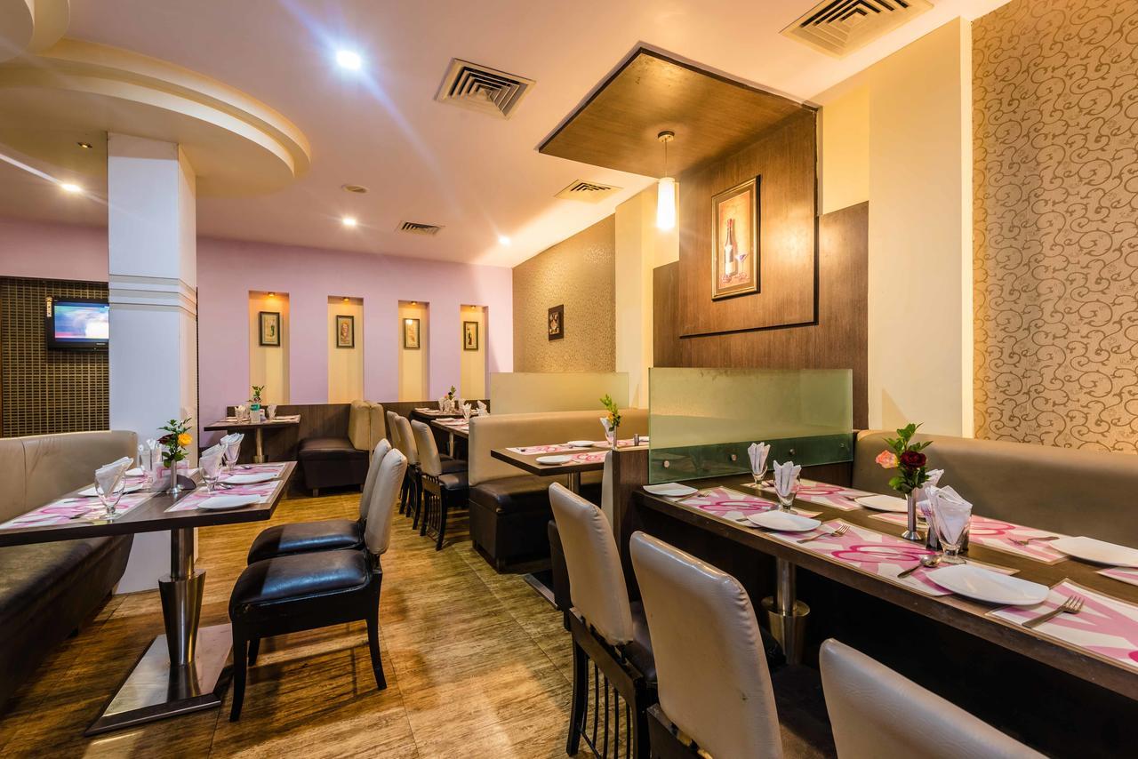 Hotel Panchratna Panvel Eksteriør bilde