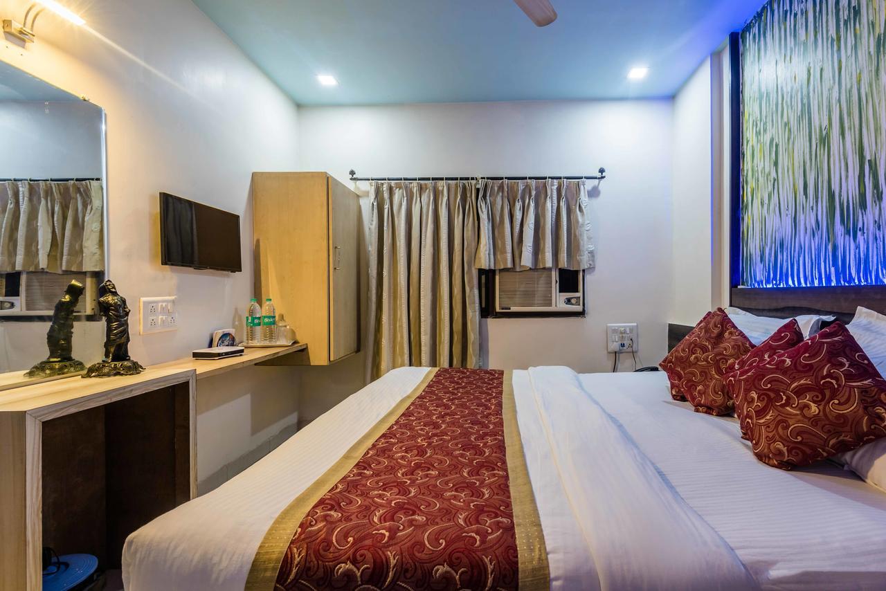 Hotel Panchratna Panvel Eksteriør bilde
